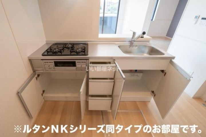千葉県柏市逆井藤ノ台(アパート)の賃貸物件のキッチン