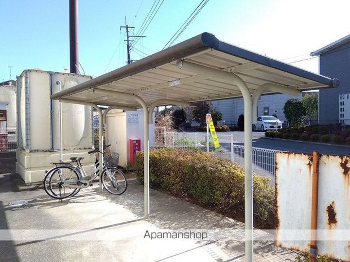 レオパレスコゥジィーBの内装