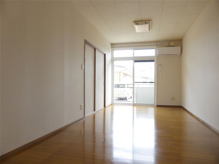 ドリームハイツの居間