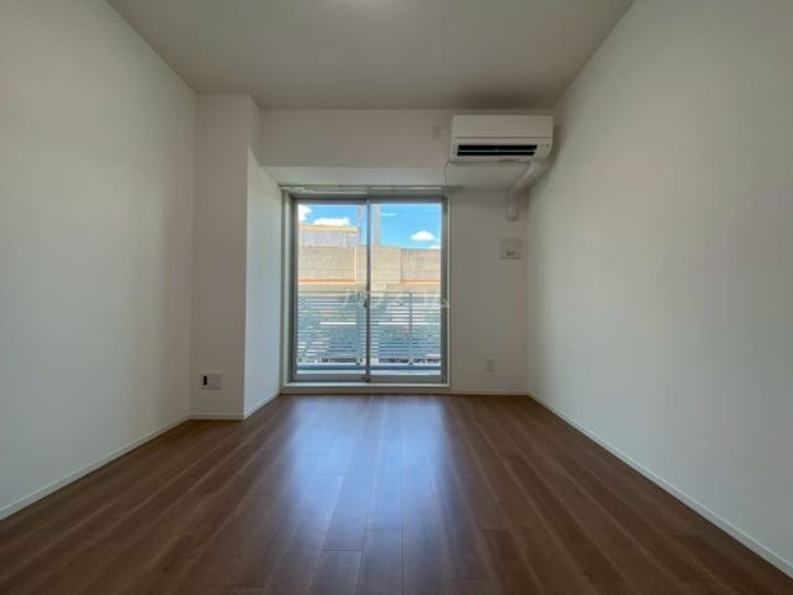 エメルミナ豊中岡町の居間