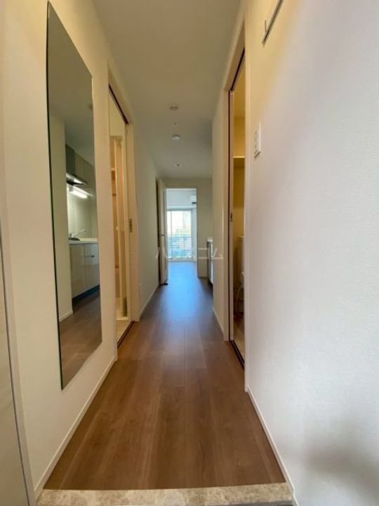 エメルミナ豊中岡町の玄関