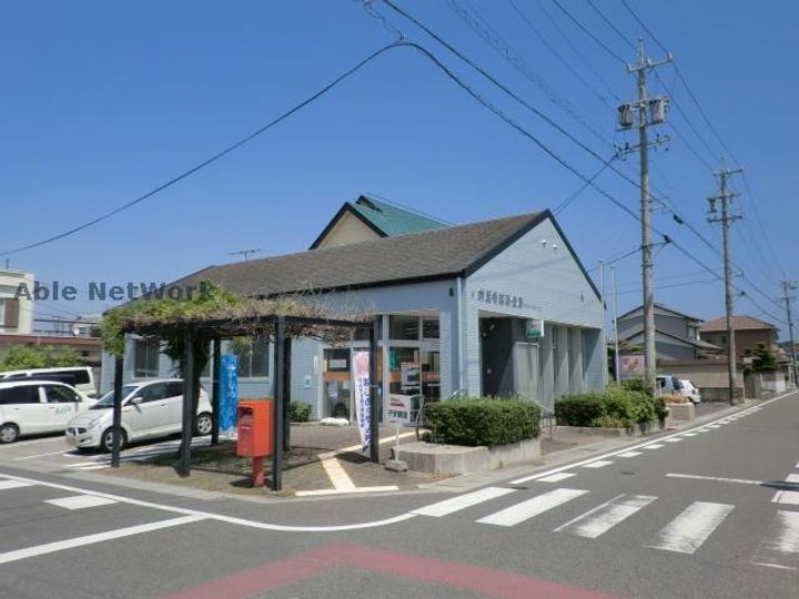 コンフォート・アルファの周辺