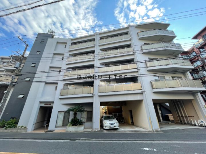 神奈川県横浜市中区麦田町2(マンション)の賃貸物件の外観