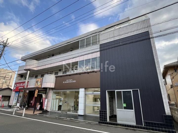 トークデネブの外観