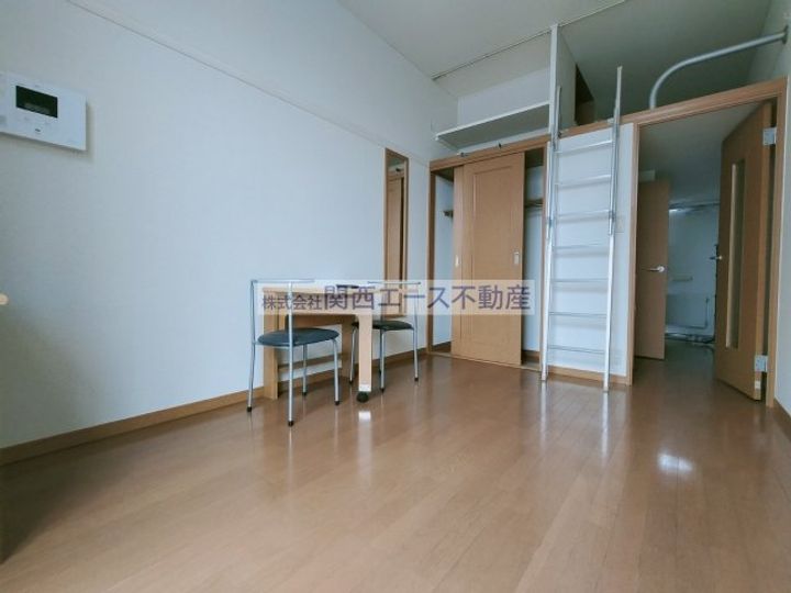 レオパレスウィルの居間