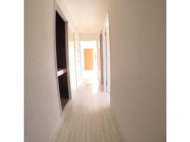 OS プリンスハイツ白壁北の玄関