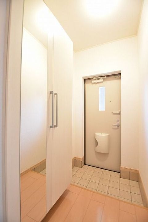 福島県郡山市大槻町字中ノ平(アパート)の賃貸物件の玄関