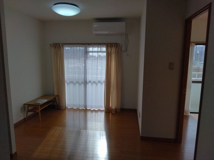 宮城県仙台市宮城野区小田原3(マンション)の賃貸物件の居間