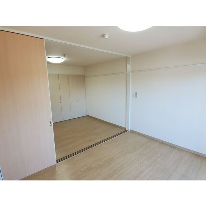 宮城県仙台市宮城野区萩野町4(マンション)の賃貸物件の内装