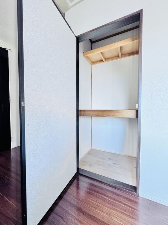 ラフィネヴィラ大福 弐番館の内装