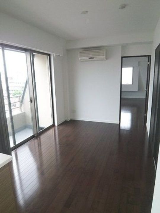 ルーチェ高輪の居間