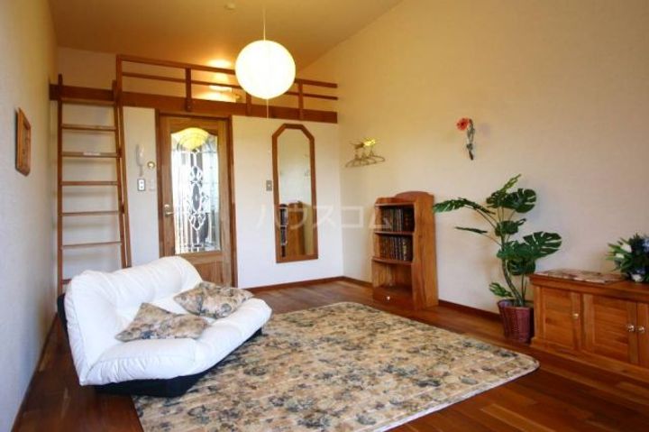 セザンヌ下地の居間