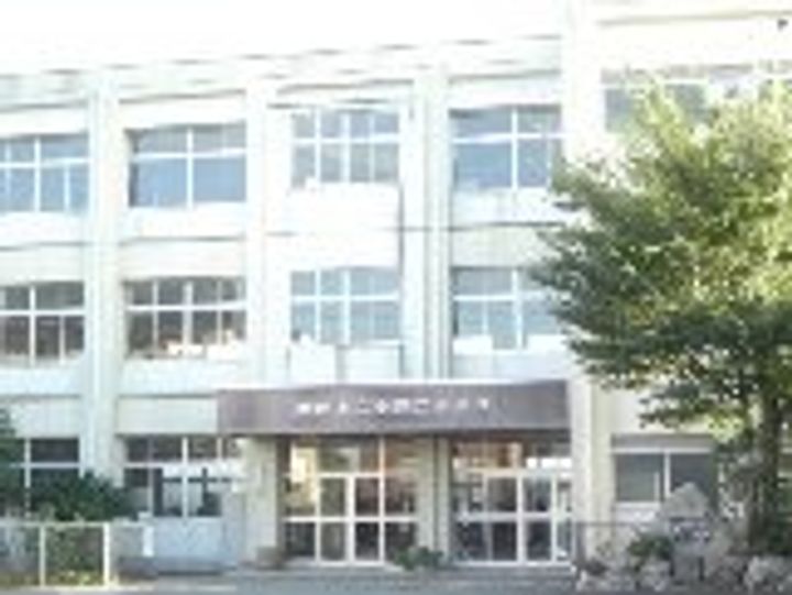 サンライズヒルズABCD棟の周辺