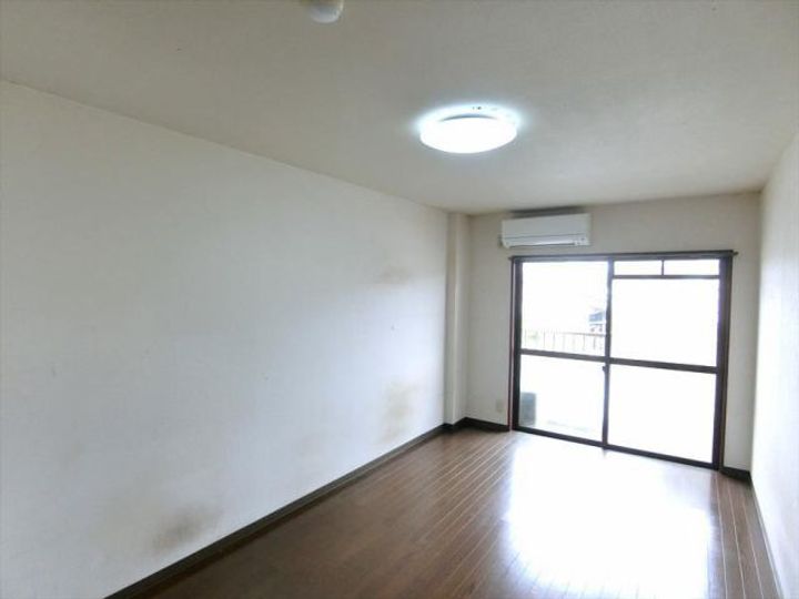 福岡県久留米市東合川4(アパート)の賃貸物件の居間