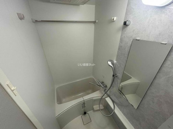 兵庫県神戸市兵庫区出在家町2(マンション)の賃貸物件の風呂
