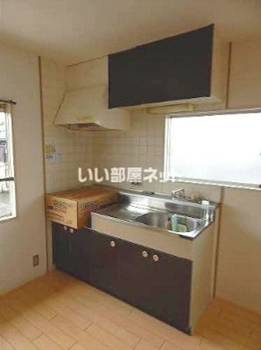 フレグランス七枝    ♯のキッチン