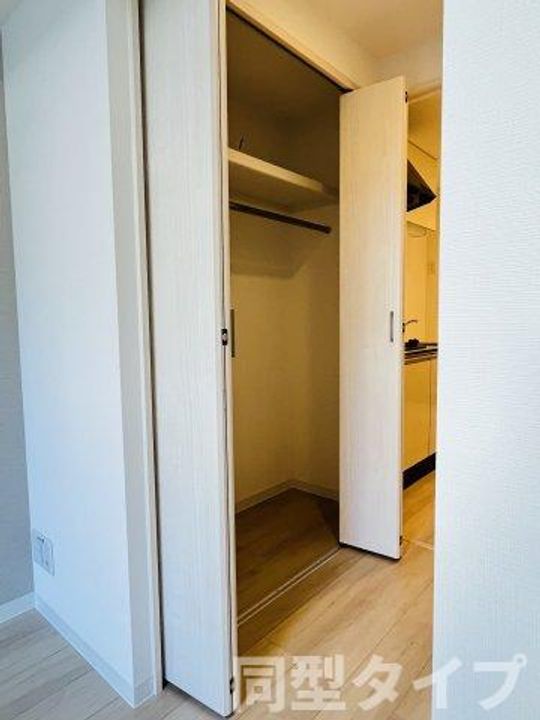 NEUA NARUMI(ノイア ナルミ)の内装