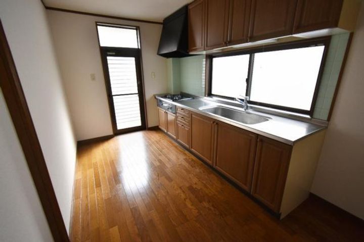 岡山県岡山市北区津島本町(一戸建)の賃貸物件のキッチン
