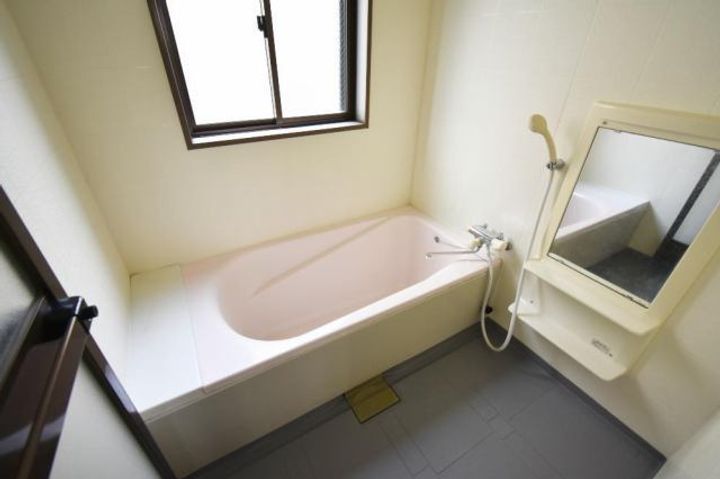 岡山県岡山市北区津島本町(一戸建)の賃貸物件の風呂
