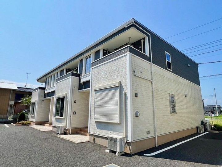 トゥエルブ ツーの外観