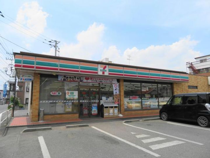 スーペリアの周辺