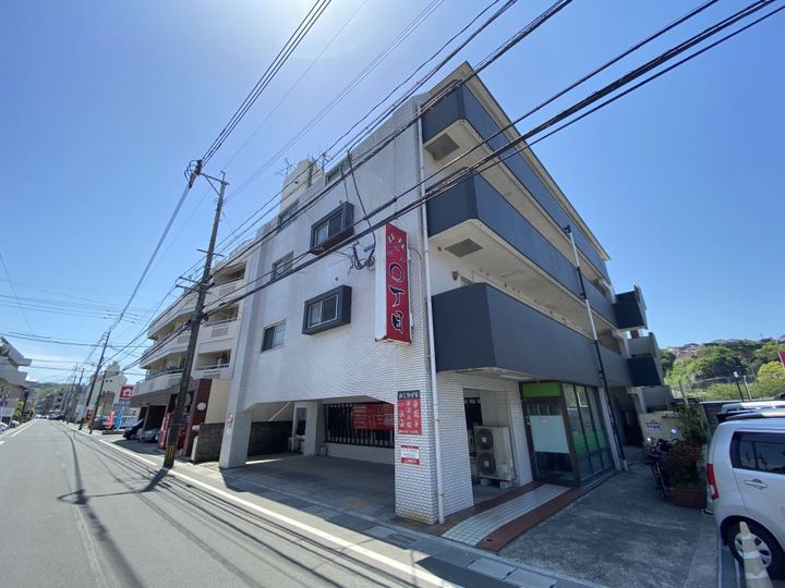 リバーサイド草牟田の外観