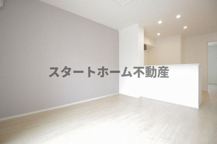 徳島県徳島市中島田町3(アパート)の賃貸物件の居間
