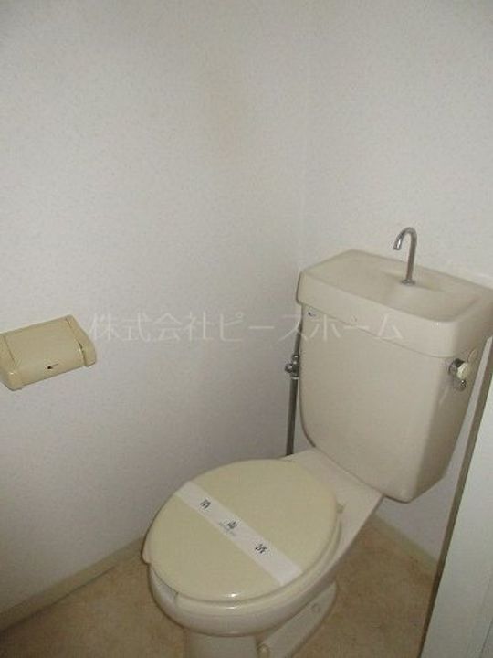 ホワイトアイランドの内装