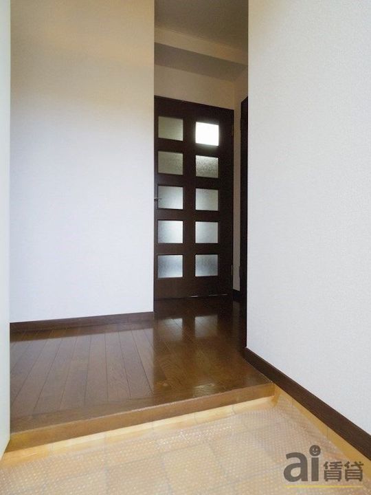 埼玉県狭山市狭山台2(マンション)の賃貸物件の玄関