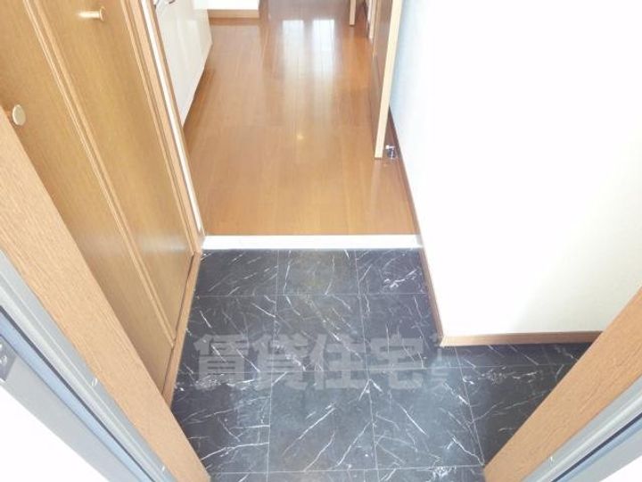 ワンズワンの玄関