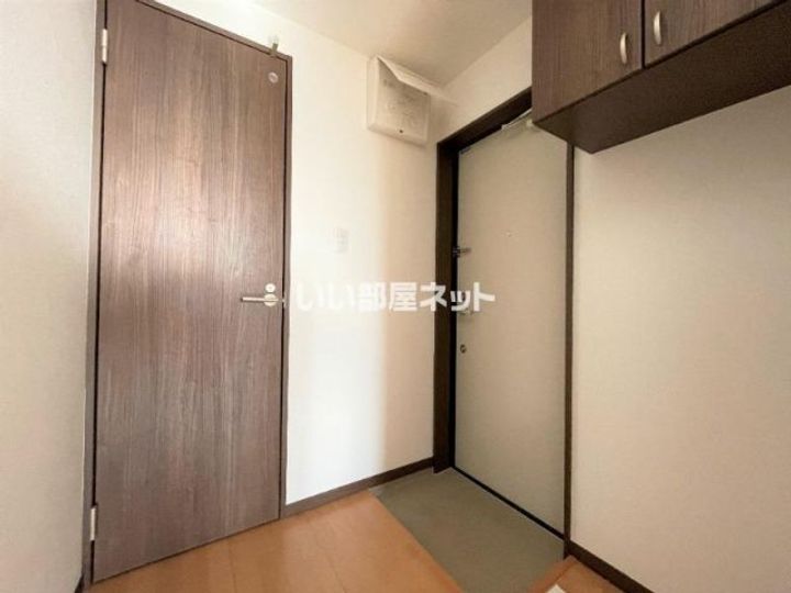 埼玉県東松山市元宿1(アパート)の賃貸物件の玄関