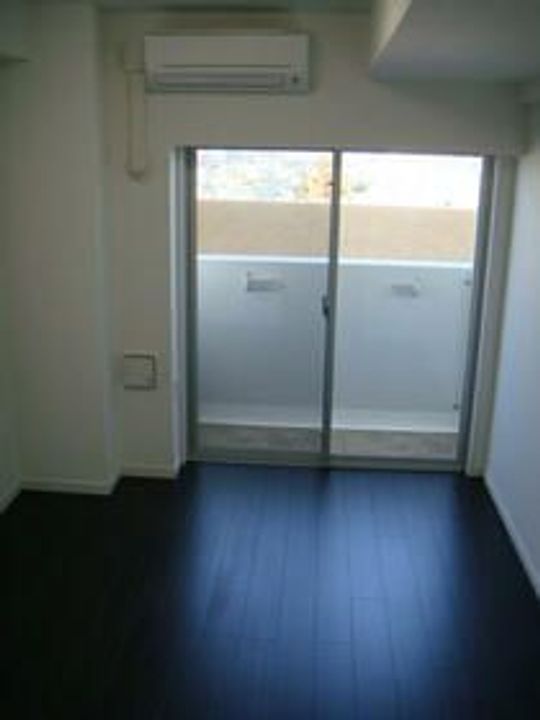 メインステージ洗足池の居間