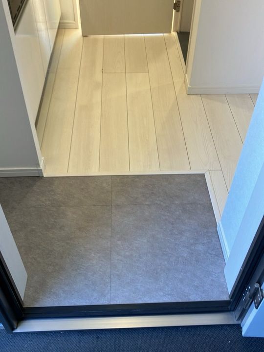 千葉県習志野市本大久保3(アパート)の賃貸物件の玄関