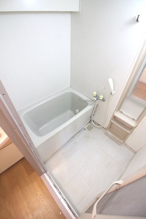 ギャラン小文字の風呂