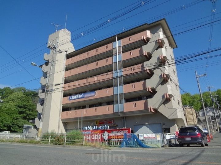 ヴィーヴル藤の森の外観