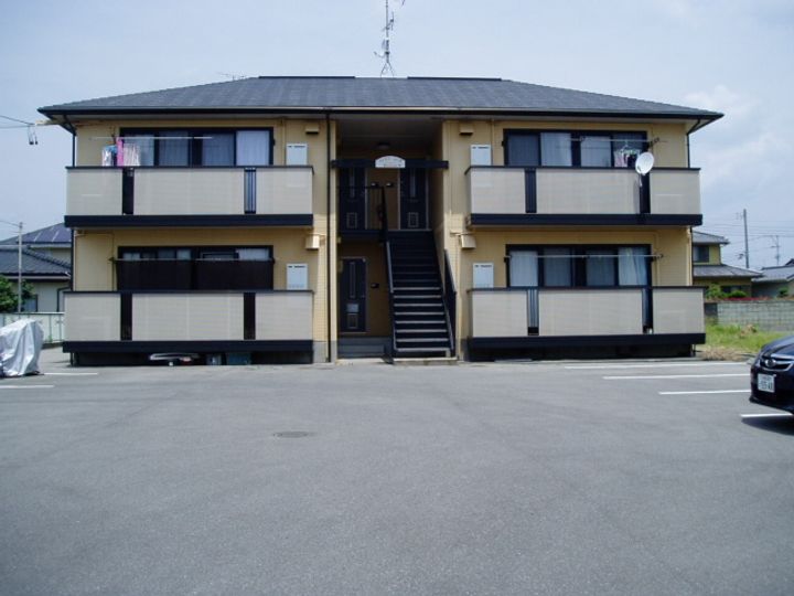 クレストコーポの外観