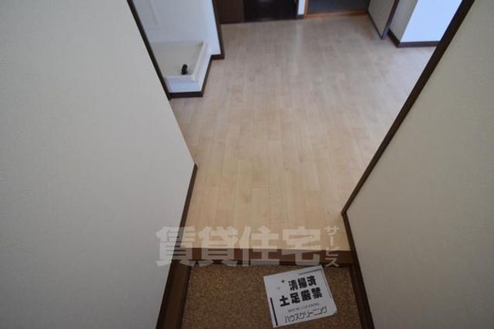 シティハイム高橋C棟の玄関