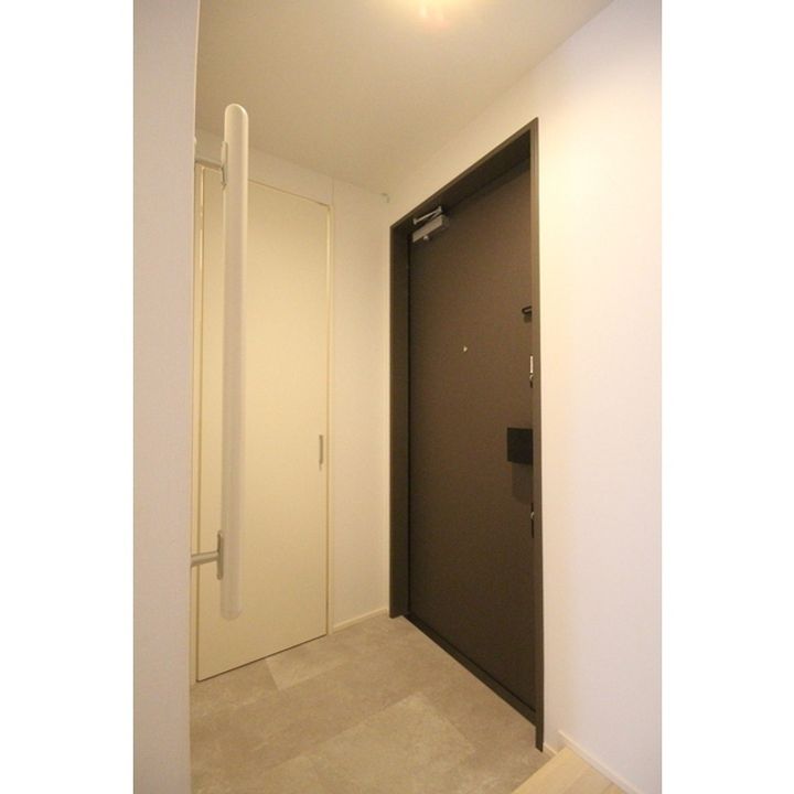 ラリュールの玄関