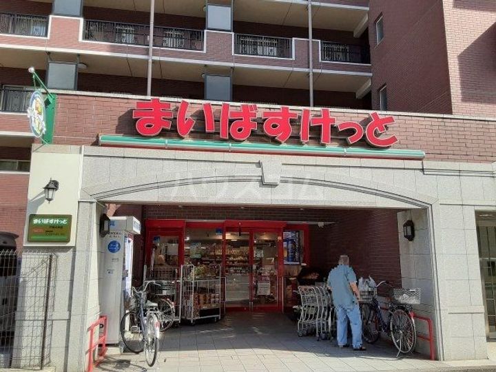 ヨコハマタワーリングスクエア ザ・イーストの周辺