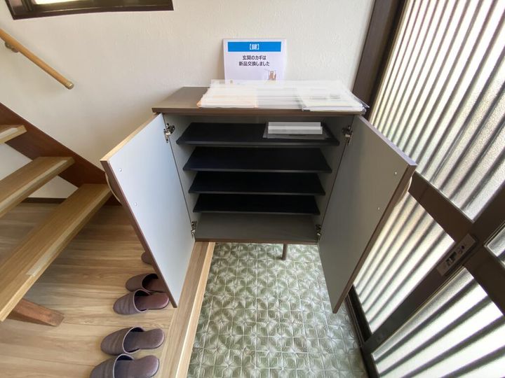 埼玉県鴻巣市登戸(一戸建)の賃貸物件の玄関