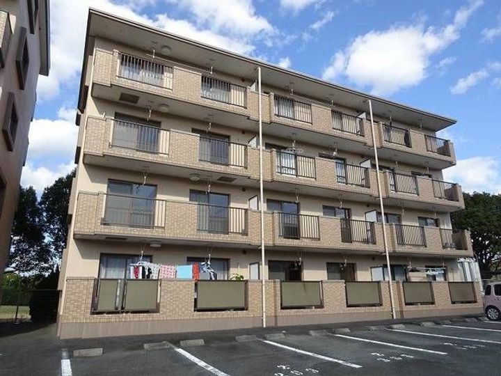 リアライズ掛川IIの外観