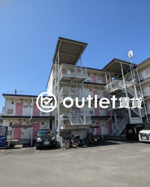 神奈川県伊勢原市東大竹(マンション)の賃貸物件の外観