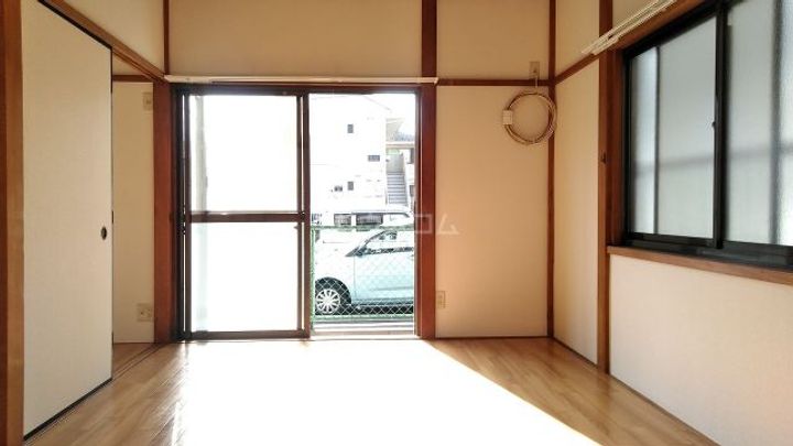 レジデンスオグラの居間
