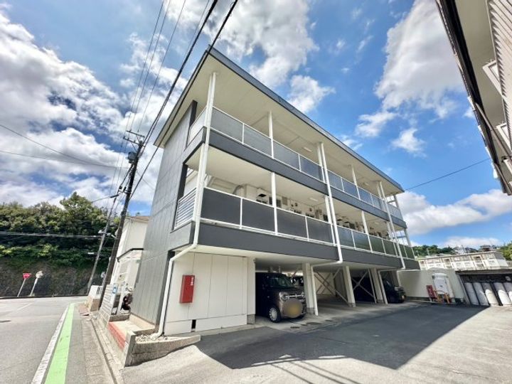 アムールの外観