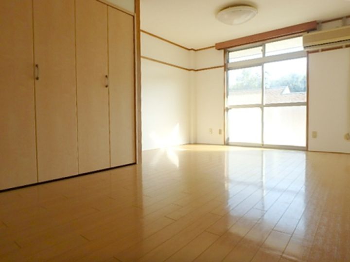 アムールの居間