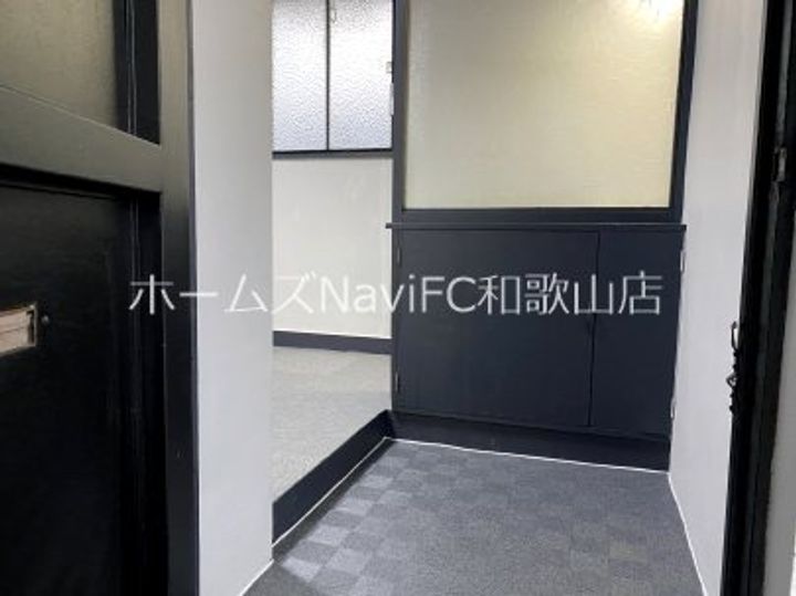 有田たちばな荘の玄関