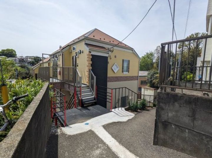 神奈川県横浜市西区宮ケ谷(アパート)の賃貸物件の地図