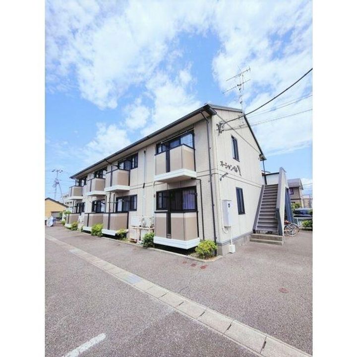 オーシャンベルの外観