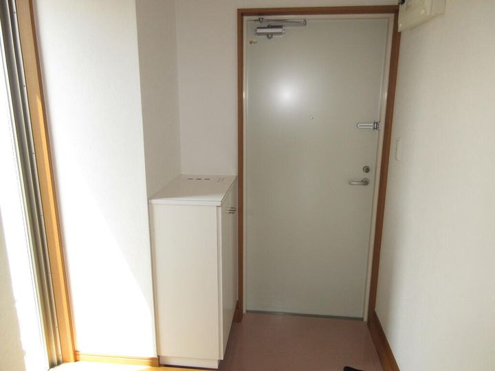 イーストコートの玄関