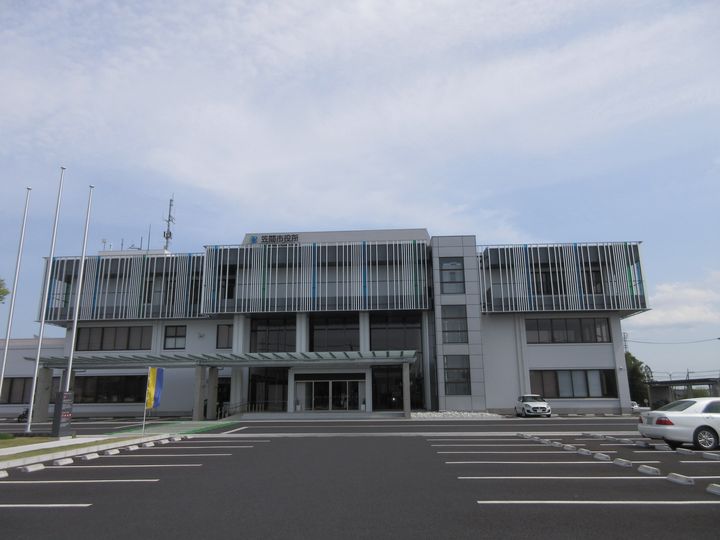 イーストコートの周辺